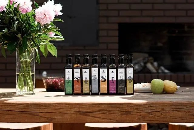 Sanoli Oil — The range on the table